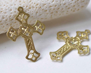 20 pcs Raw Brass Filigree Cross Charms Stamping Embellishments A8963