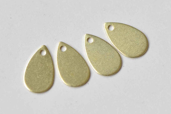 50 pcs Raw Brass Blank Teardrop Charms 6x10mm A8995