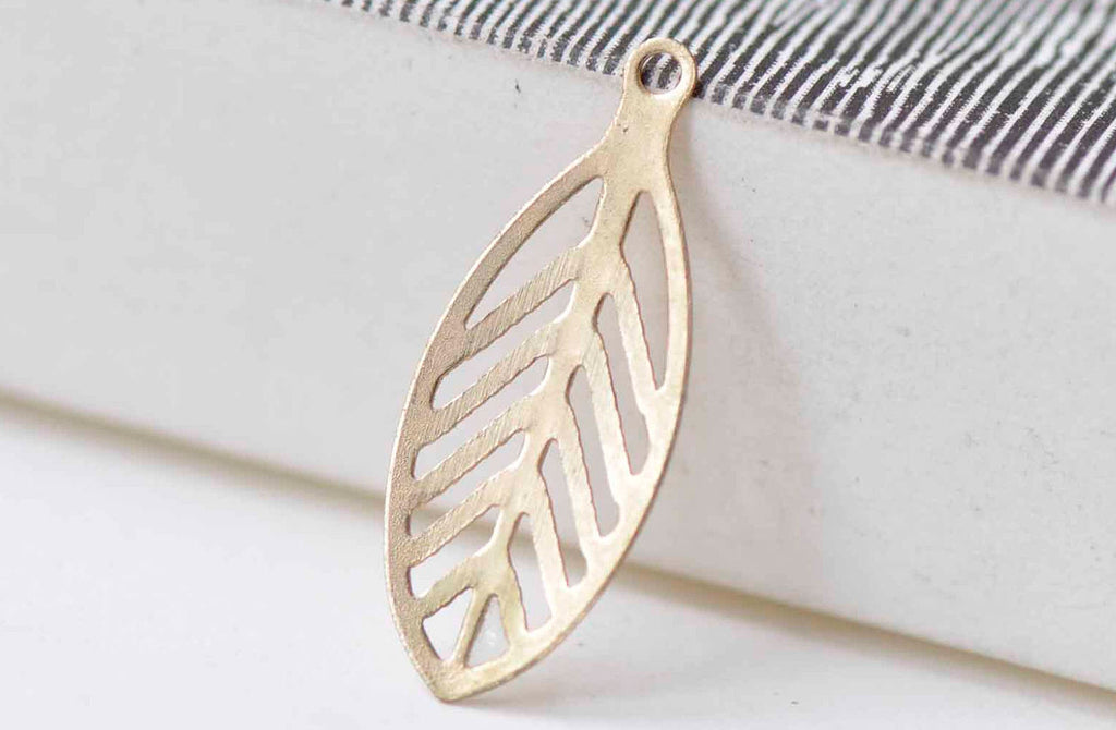 30 pcs Matte Gold Filigree Leaf Charms Stamping Embellishments A9001