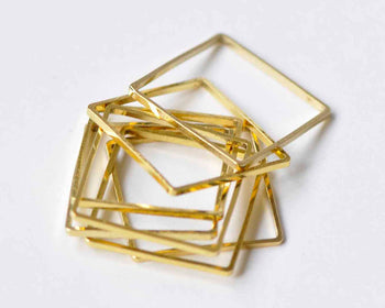 50 pcs Square Rings Gold Seamless Rings 16mm A9019