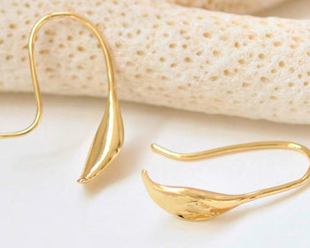 10 pcs 24K Gold Plated Brass Calla Lily Flower Hook Earwire Findings A5763