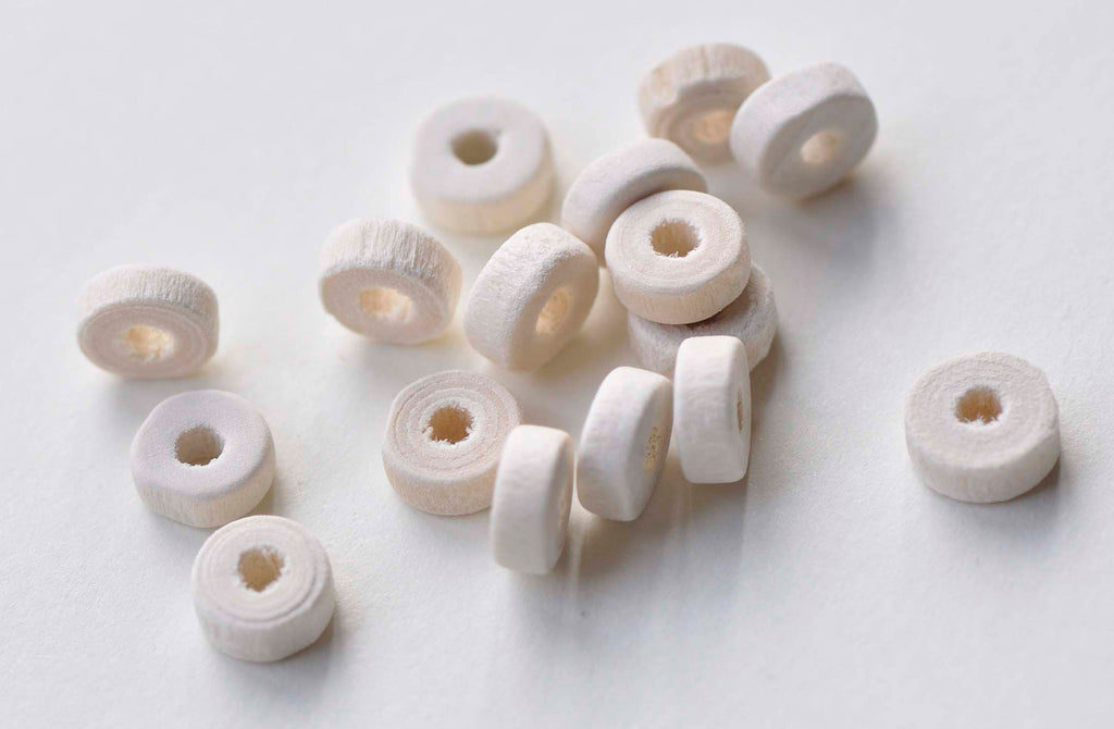 100 pcs Unfinished Flat Wood Chips Spacer Beads 4x8mm A5063