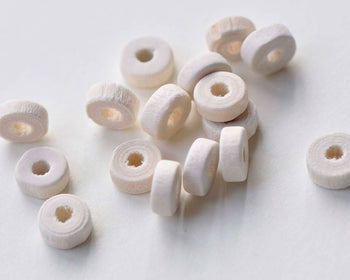 100 pcs Unfinished Flat Wood Chips Spacer Beads 4x8mm A5063