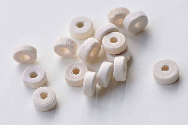 100 pcs Unfinished Flat Wood Chips Spacer Beads 4x8mm A5063