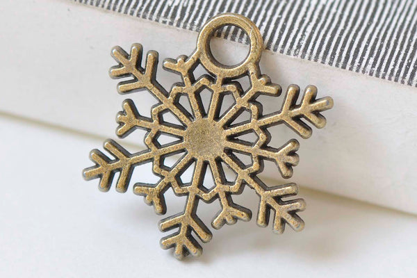 10 pcs Antique Bronze Snowflake Charms Thick Pendants 24x27mm A2362