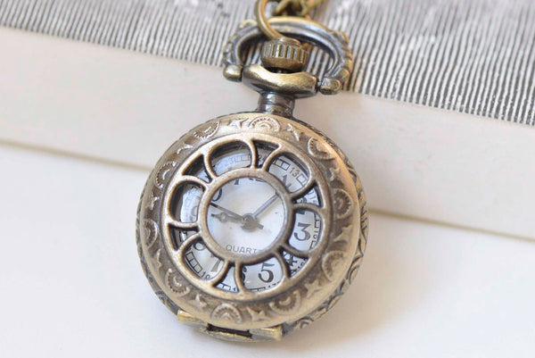 1 PC Antique Bronze Cut Out Flower Pocket Watch Necklace 27mm A426