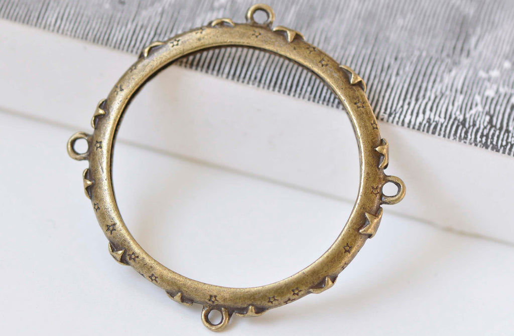 6 pcs Antique Bronze Circle Connector Pendants 43mm A3121