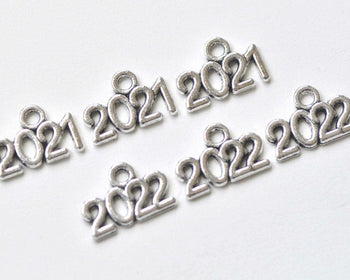30 pcs Antique Silver New Year 2021 2022 Charms 10x13mm