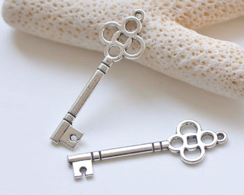 20 pcs Antique Silver Key Charms Jewelry Making Supplies 15x46mm A8677