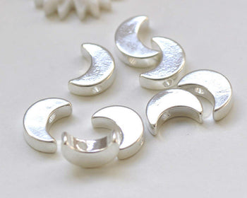 10 pcs Shiny Silver Blank Crescent Moon Beads  8x12mm A5937