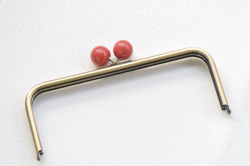 22cm  (8") Retro Bronze Purse Frame With Large Red Kisslock Glue-In Style Closure Frame 22x9cm