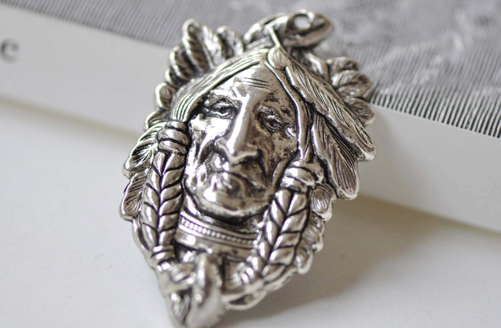 4 pcs Antique Silver Indian Chief Native American Pendants A7928
