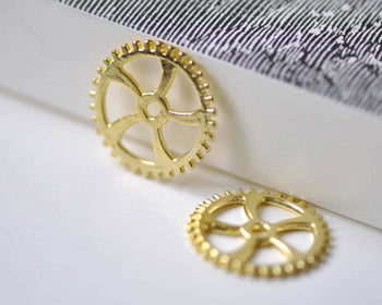 Gold Mechanical Watch Movement Gears Charms Set of 20 A7956
