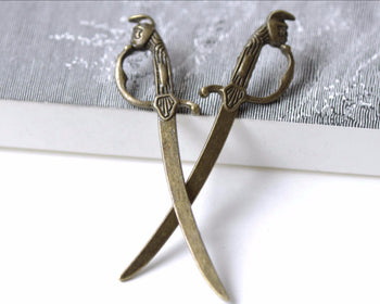 10 pcs Antique Bronze Japanese Blade Katana Sword Pendants A7977