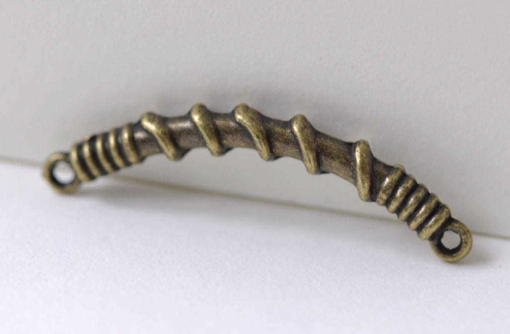Antique Bronze Curved Twist Bar Connector Link 30mm Set of 30 A7970