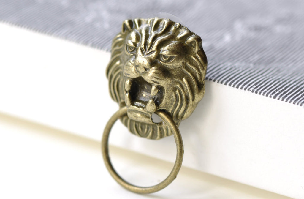 Lion Head Ear Stud Door Knocker Earring Posts Set of 10 A8035