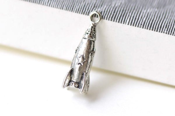 10 pcs Rocket Ship Charms Antique Silver Star Missile Pendant A8246