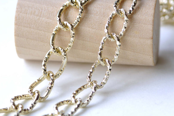 16ft (5m) KC Gold Aluminum Diamond Pattern Oval Chain